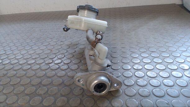 Foto: HAUPTBREMSZYLINDER eines Honda Civic 1.7 CTDI CLX