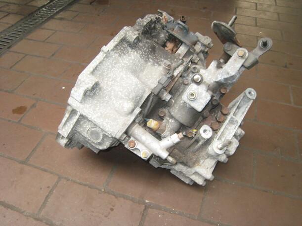 Foto: SCHALTGETRIEBE 5-GANG 61MD4 eines Honda Civic 1.7 CTDI CLX