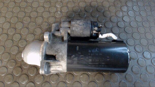 Foto: ANLASSER / STARTER BOSCH eines BMW 318tds compact CLX