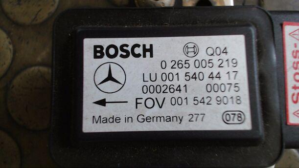 Foto: DREHRATEN-/ QUERBESCHLEUNIGUNGSSENSOR eines Mercedes-Benz A 140 CLX