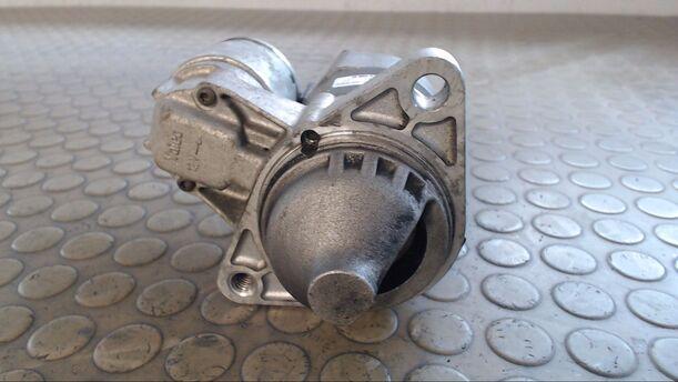 Foto: ANLASSER / STARTER VALEO eines Nissan Almera Tino