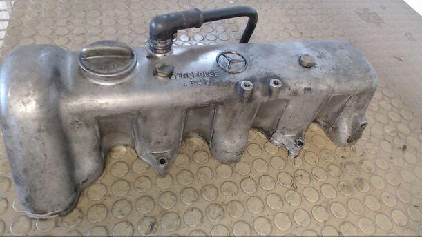 Foto: VENTILDECKEL eines MERCEDES-BENZ 200