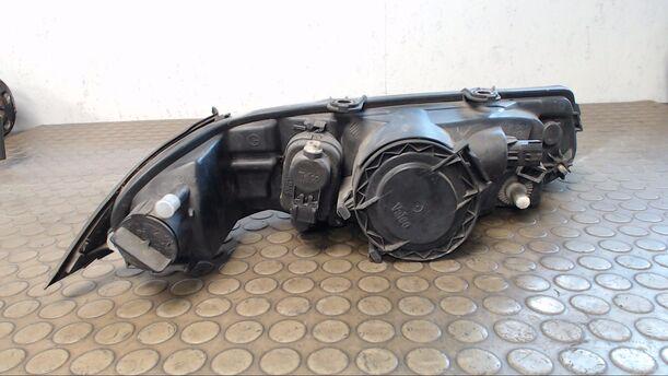 Foto: SCHEINWERFER LINKS eines Rover 214 CLX