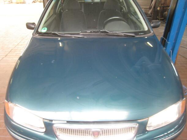 Foto: MOTORHAUBE eines Rover 214 Signo