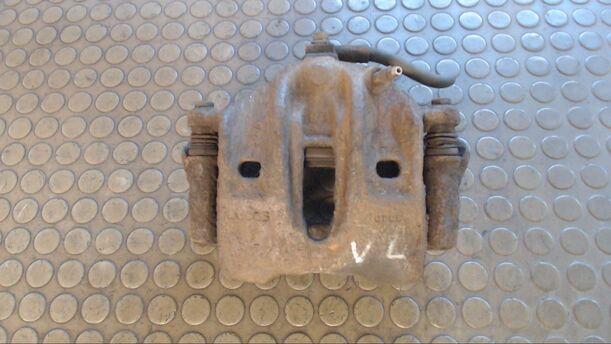 Foto: BREMSSATTEL VORNE LINKS eines Opel Omega Caravan 2.2 DTI CL