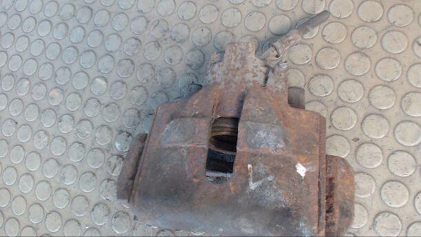 Foto: BREMSSATTEL VORN LINKS eines Ford Mondeo CLX