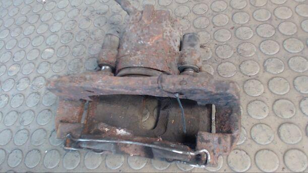 Foto: BREMSSATTEL VORN LINKS eines Ford Mondeo CLX