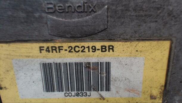 Foto: HAUPTBREMSAGGREGAT ABS eines Ford Mondeo CLX