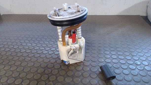 Foto: KRAFTSTOFFPUMPE eines Ford Fiesta 1.3 CLX
