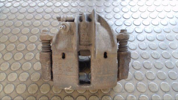 Foto: BREMSSATTEL VORN RECHTS eines Volvo V40 1.6 CLX
