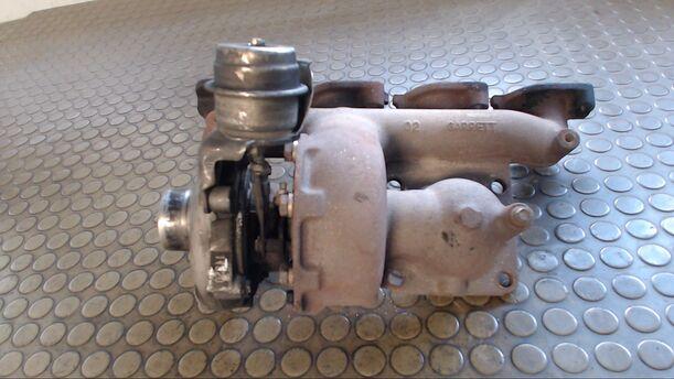 Foto: TURBOLADER eines Ford Mondeo 2.0 DI CD