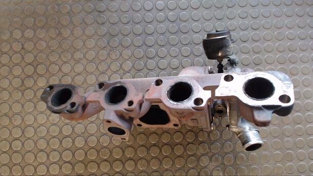 Foto: TURBOLADER eines Ford Mondeo 2.0 DI CD