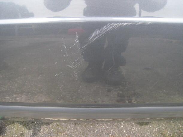 Foto: TÜR VORN LINKS eines Mazda 626 2.0i GLX