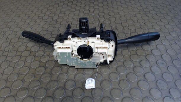 Foto: BLINKSCHALTER/KOMBISCHALTER eines Daihatsu Cuore 1.0 GL