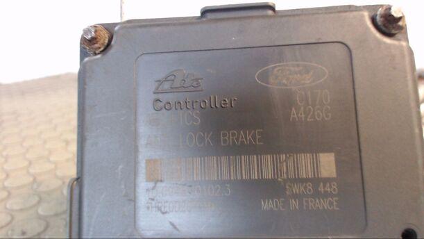 Foto: HAUPTBREMSAGGREGAT ABS eines Ford Focus Turnier Ambiente