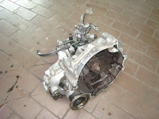 Foto: SCHALTGETRIEBE 5-GANG FQE eines VW Polo 1.2