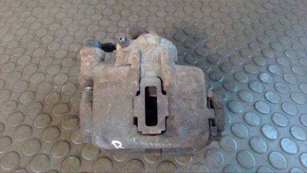 Foto: BREMSSATTEL VORN RECHTS eines Ford Escort Turnier 16V