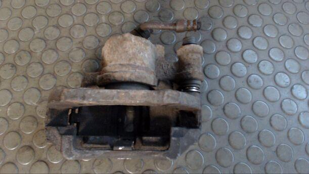 Foto: BREMSSATTEL VORN RECHTS eines Ford Escort Turnier 16V