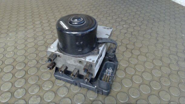 Foto: HAUPTBREMSAGGREGAT ABS eines Chrysler PT Cruiser 2.0