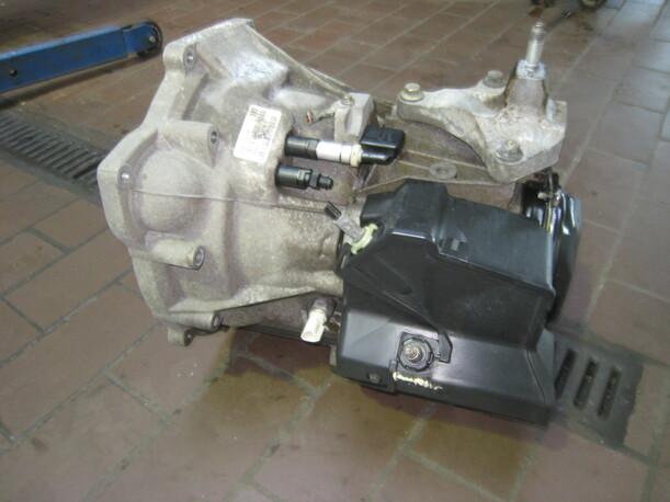 Foto: SCHALTGETRIEBE 5-GANG 2S6R 7002 GA (UNGEPRÜFT) eines Ford Fusion 1.6