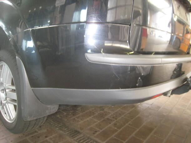 Foto: STOßSTANGE / STOSSFÄNGER HINTEN eines Ford Focus Turnier 2.0 TDCi DPF