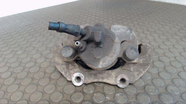 Foto: BREMSSATTEL VORN LINKS eines Ford Focus Turnier 2.0 TDCi DPF