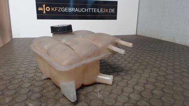Foto: AUSGLEICHSBEHÄLTER eines Ford Focus Turnier 2.0 TDCi DPF