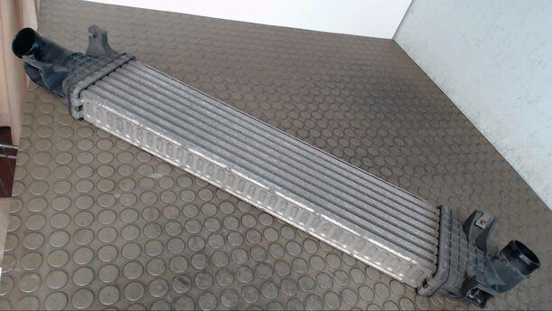 Foto: LADELUFTKÜHLER eines Ford Focus Turnier 2.0 TDCi DPF