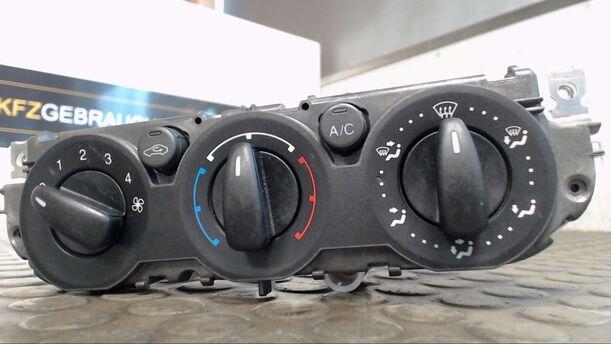 Foto: HEIZUNGSBETÄTIGUNG eines Ford Focus Turnier 2.0 TDCi DPF