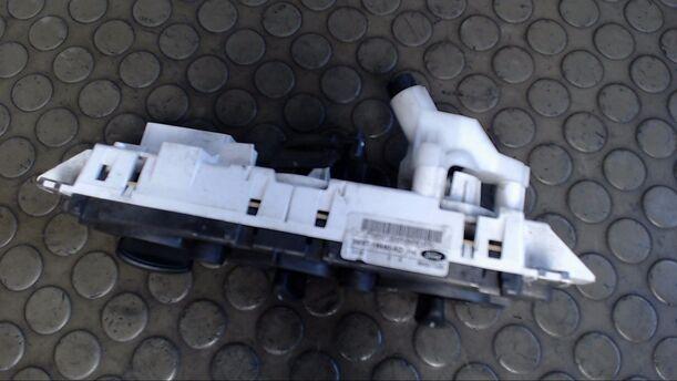 Foto: HEIZUNGSBETÄTIGUNG eines Ford Focus Turnier 2.0 TDCi DPF