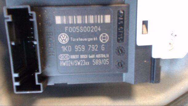 Foto: FENSTERHEBER VORNE RECHTS (4/5-Türer) eines VW Golf Plus 1.9 TDI