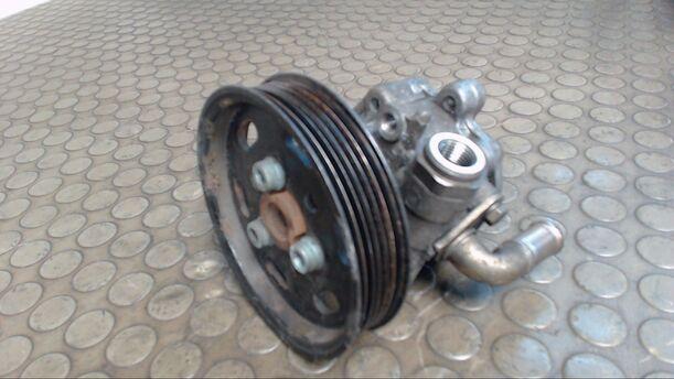 Foto: PUMPE SERVOLENKUNG eines VW Golf 2.0 Sport