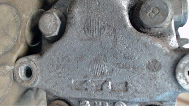 Foto: PUMPE SERVOLENKUNG eines VW Golf 2.0 Sport