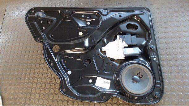 Foto: FENSTERHEBER HINTEN LINKS eines VW Passat Variant 2.0 TDI