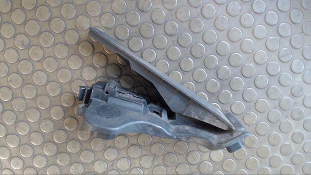 Foto: GASPEDAL eines VW Passat Variant 2.0 TDI