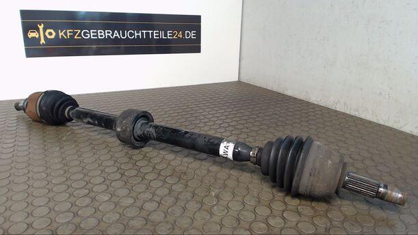 Foto: ANTRIEBSWELLE VORN RECHTS eines Opel Corsa 1.3 CDTI DPF