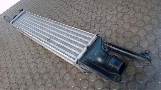 Foto: LADELUFTKÜHLER eines Opel Corsa 1.3 CDTI DPF