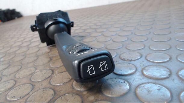 Foto: SCHEIBENWISCHERSCHALTER eines Volvo V50 1.6D DPF