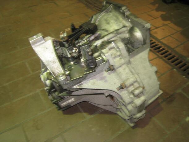 Foto: SCHALTGETRIEBE 5-GANG 6N5R 7002 YC eines Volvo V50 1.6D DPF