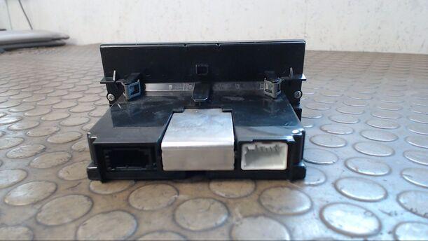 Foto: DISPLAY/ MULTIFUNKTIONSANZEIGE eines Volvo V50 1.6D DPF Sport