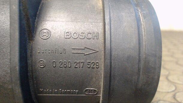Foto: LUFTMASSENMESSER eines Audi A4 1.9 TDI