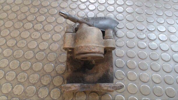 Foto: BREMSSATTEL VORNE LINKS eines VW Polo Style