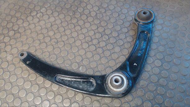 Foto: QUERLENKER VORNE LINKS eines Peugeot 307 135