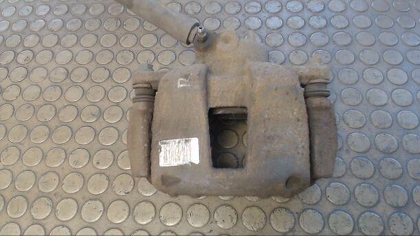 Foto: BREMSSATTEL VORNE RECHTS eines Peugeot 307 135