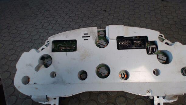 Foto: TACHOEINHEIT eines Ford Scorpio