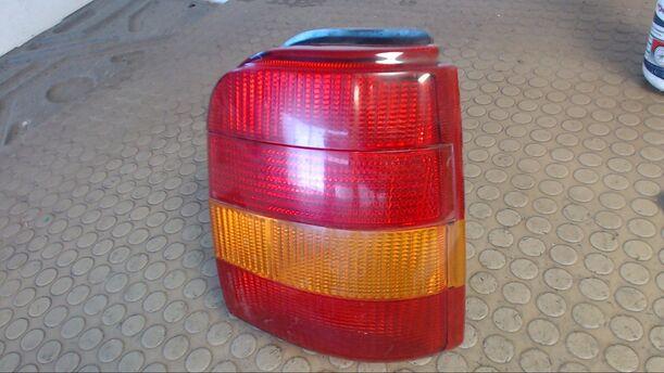 Foto: HECKLEUCHTE RECHTS eines Ford Scorpio Turnier