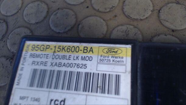 Foto: STEUERGERÄT ZV eines Ford Scorpio
