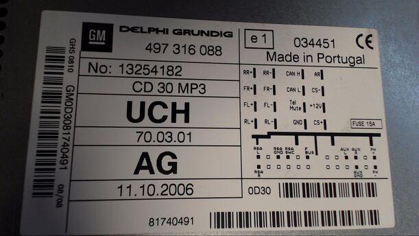 Foto: RADIO CD30 (ENTHEIRATET) eines Opel Corsa 1.2 16V