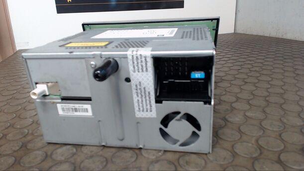 Foto: RADIO CD30 (ENTHEIRATET) eines Opel Corsa 1.2 16V