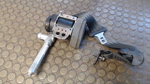 Foto: SICHERHEITSGURT HINTEN LINKS eines Volvo C30 1.6D CD